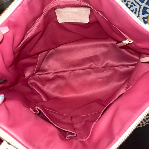 Authentic Coach Rainbow Stripe Sequin Tote - Picture 10 of 11